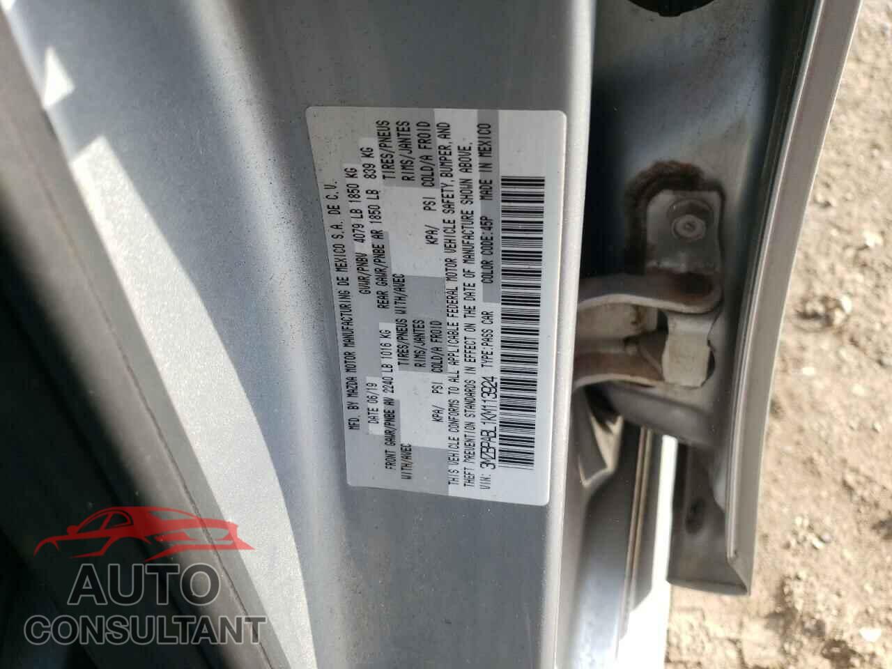 MAZDA 3 2019 - 3MZBPABL1KM113924