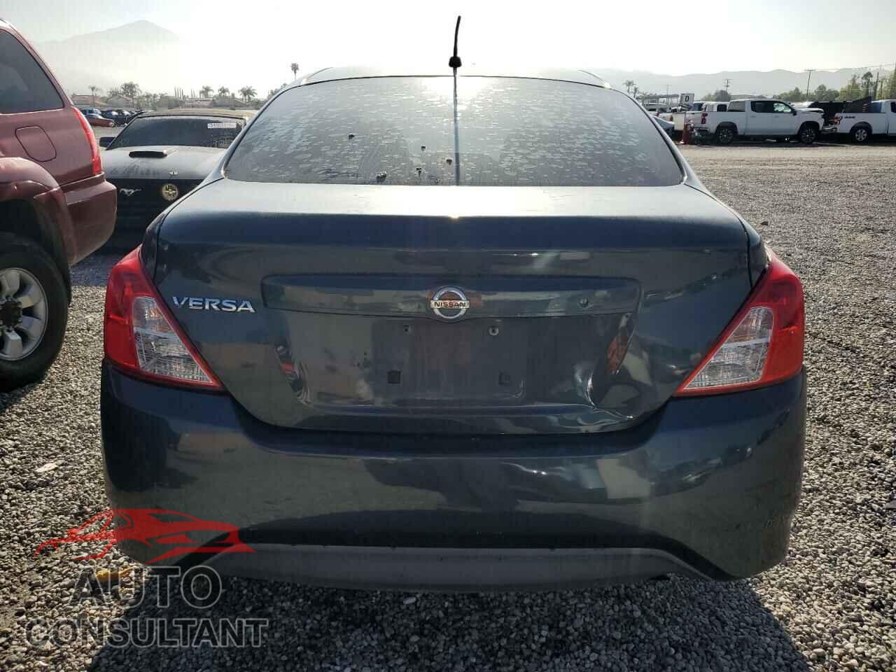 NISSAN VERSA 2015 - 3N1CN7AP1FL925825