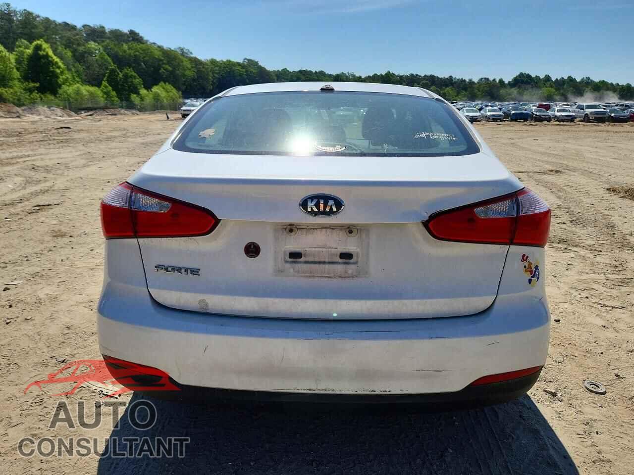 KIA FORTE 2015 - KNAFX4A66F5372810