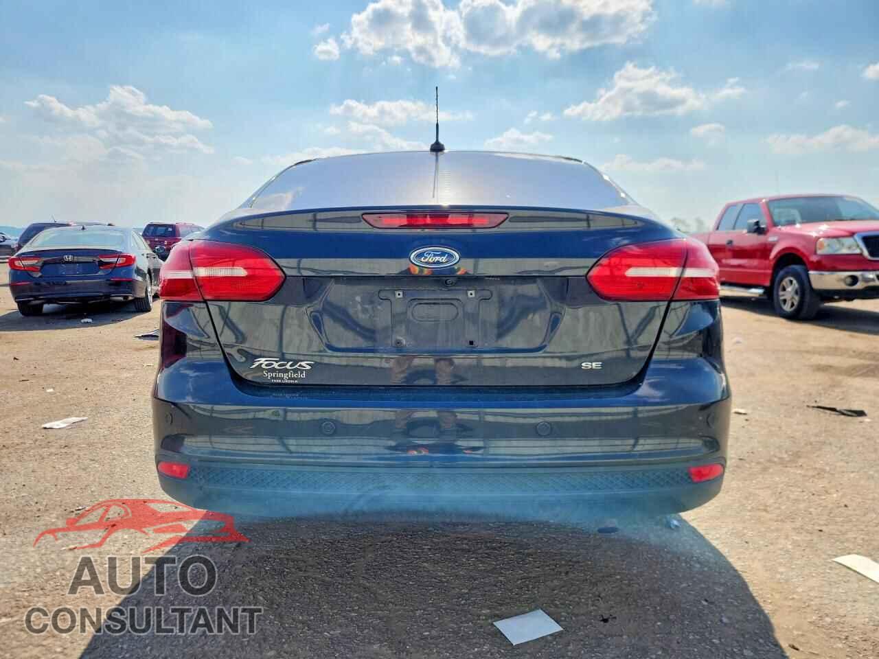 FORD FOCUS 2015 - 1FADP3F20FL279387