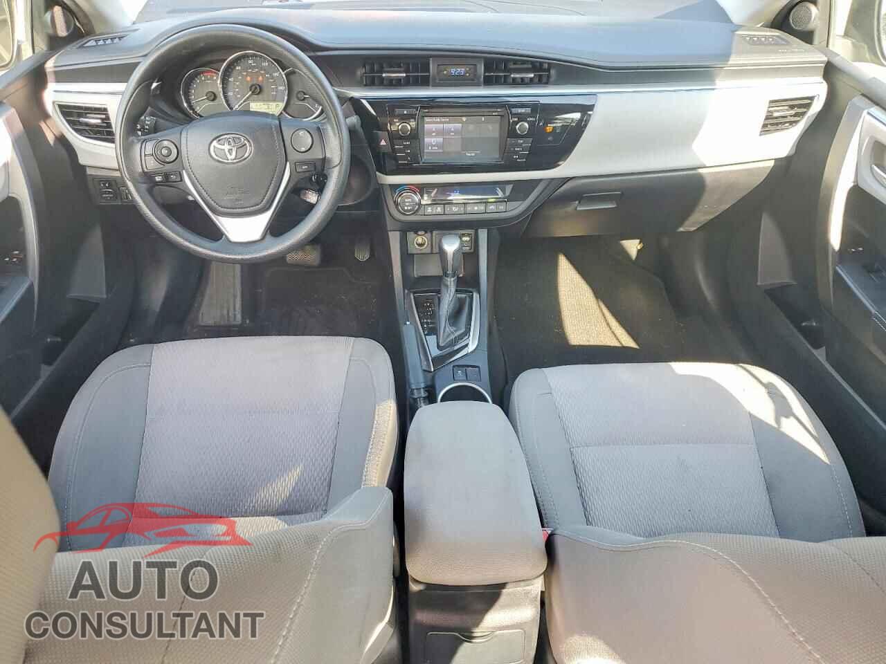 TOYOTA COROLLA 2015 - 2T1BURHEXFC389018