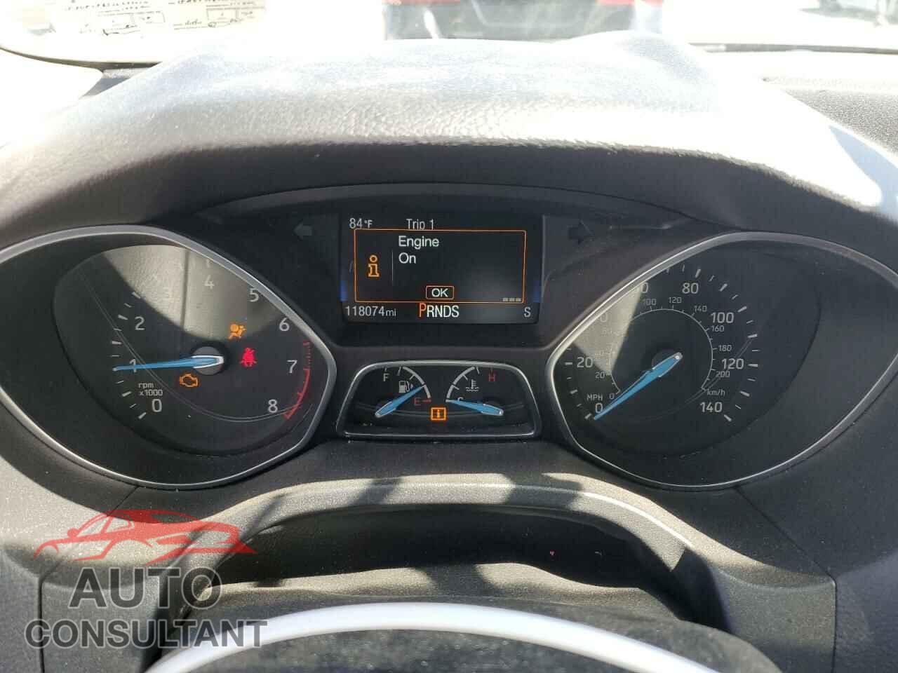 FORD FOCUS 2018 - 1FADP3FE5JL255010