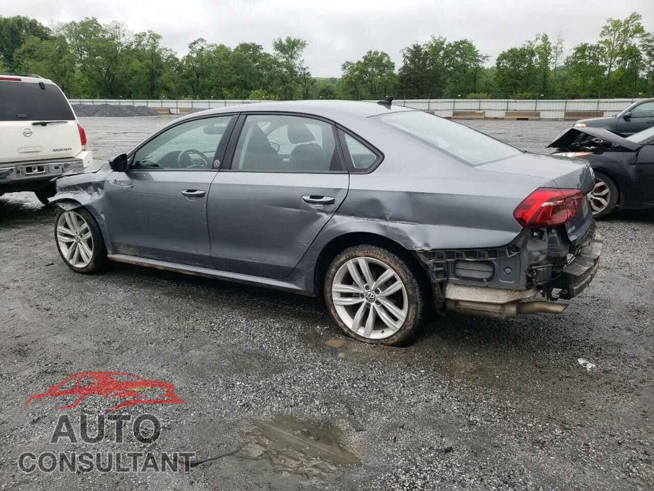 VOLKSWAGEN PASSAT 2019 - 1VWLA7A30KC007024