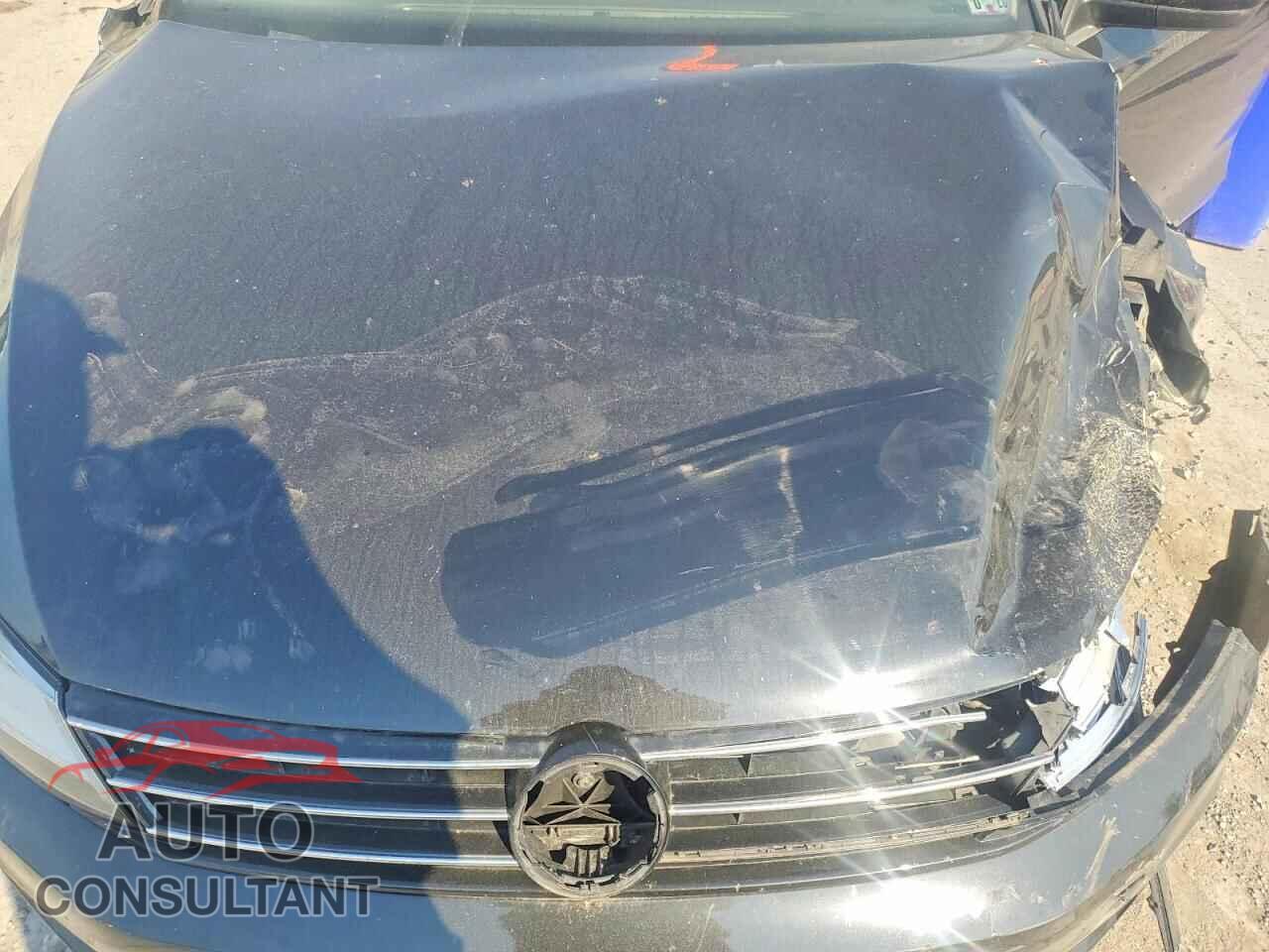 VOLKSWAGEN JETTA 2017 - 3VW2B7AJ1HM377218