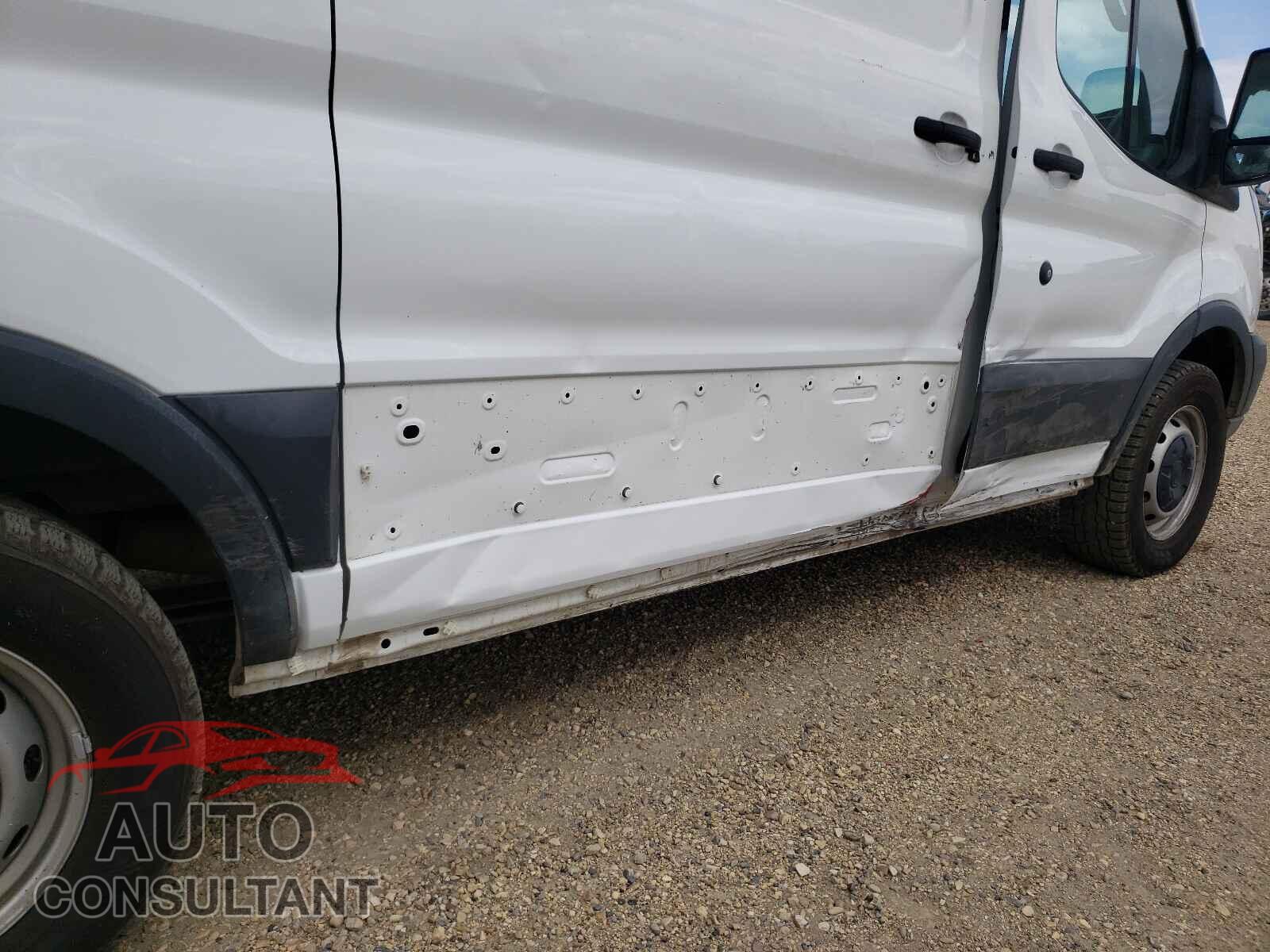 FORD TRANSIT CO 2017 - 1FTYR1CM5HKA93112