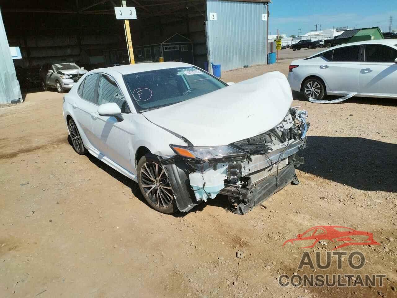 TOYOTA CAMRY 2020 - 4T1G11AK4LU920157