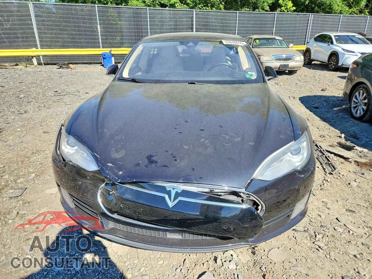 TESLA MODEL S 2015 - 5YJSA1H26FF096728