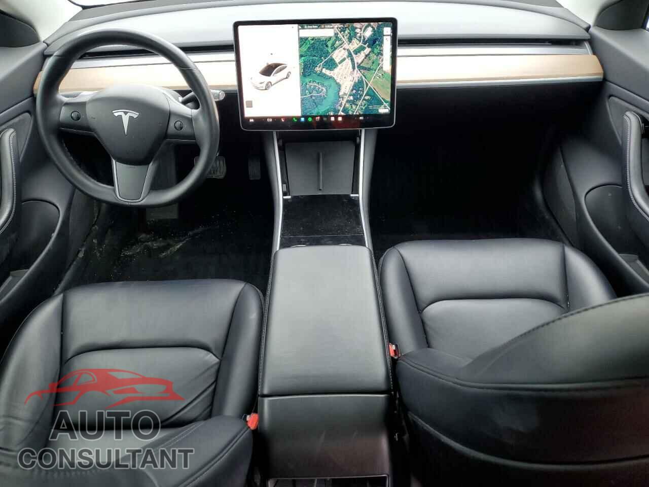 TESLA MODEL 3 2018 - 5YJ3E1EBXJF067447