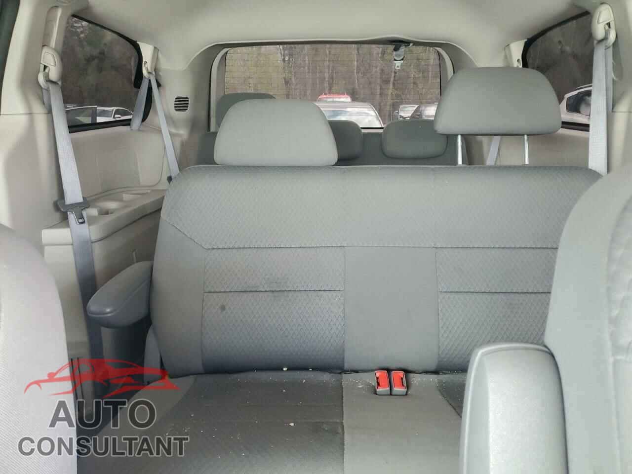 DODGE CARAVAN 2010 - 2D4RN4DE2AR301790