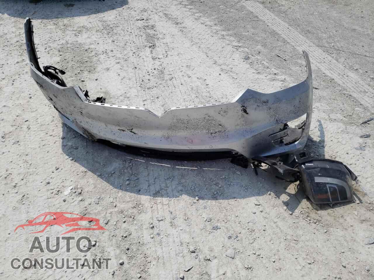 TESLA MODEL X 2018 - 5YJXCDE47JF085866