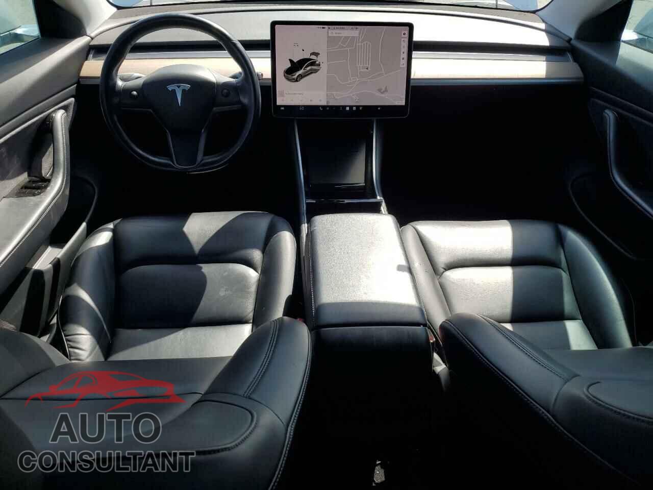 TESLA MODEL 3 2018 - 5YJ3E1EB4JF069307