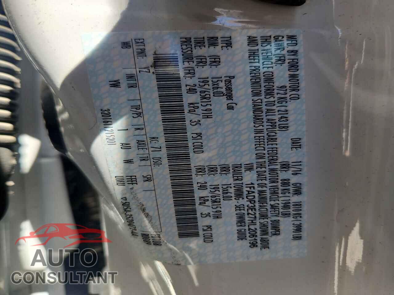 FORD FOCUS 2017 - 1FADP3E27HL206196