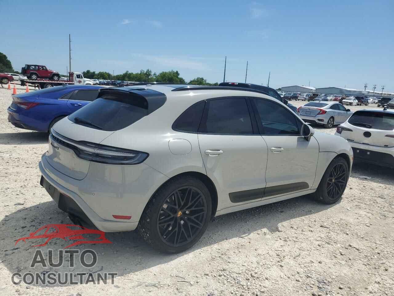 PORSCHE MACAN 2022 - WP1AF2A56NLB31575