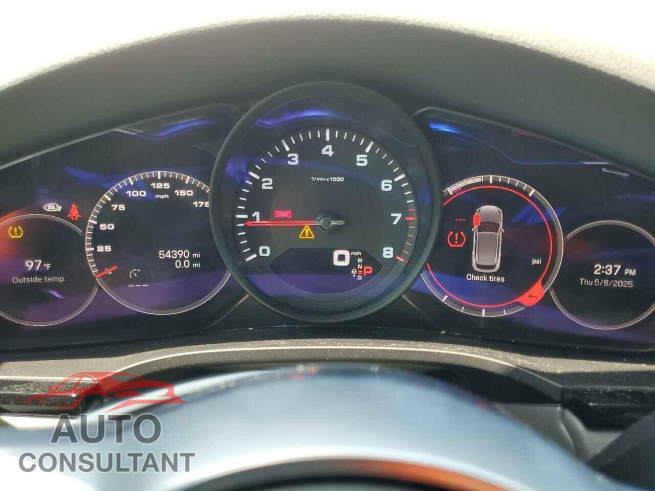 PORSCHE CAYENNE 2022 - WP1AA2AY8NDA01171