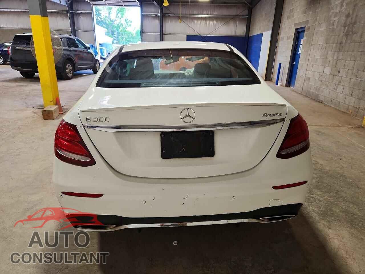 MERCEDES-BENZ E-CLASS 2017 - WDDZF4KB6HA202140