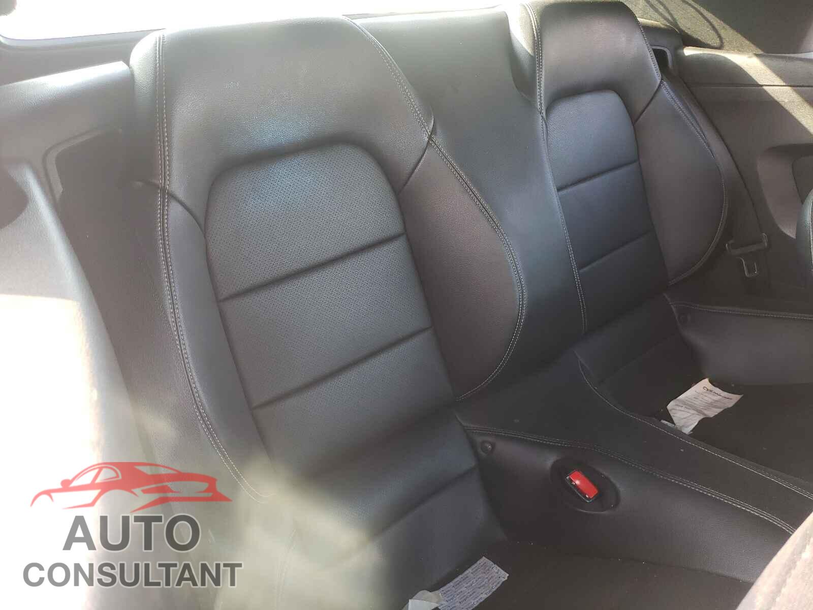 FORD MUSTANG 2016 - 1FATP8UH3G5246504