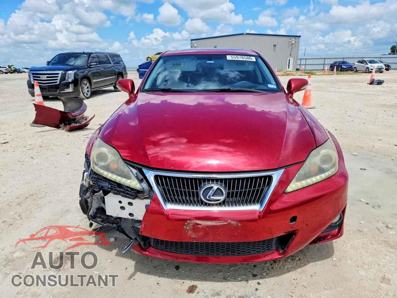 LEXUS IS 2011 - JTHBF5C22B5138757