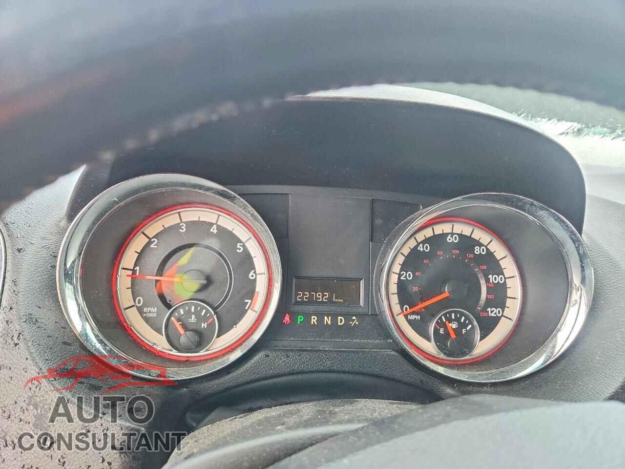 DODGE CARAVAN 2015 - 2C4RDGBG7FR653955