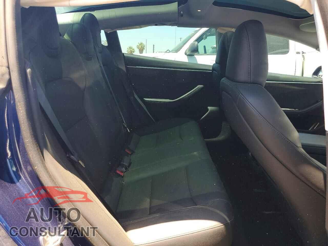 TESLA MODEL 3 2024 - 5YJ3E1EB9RF724606