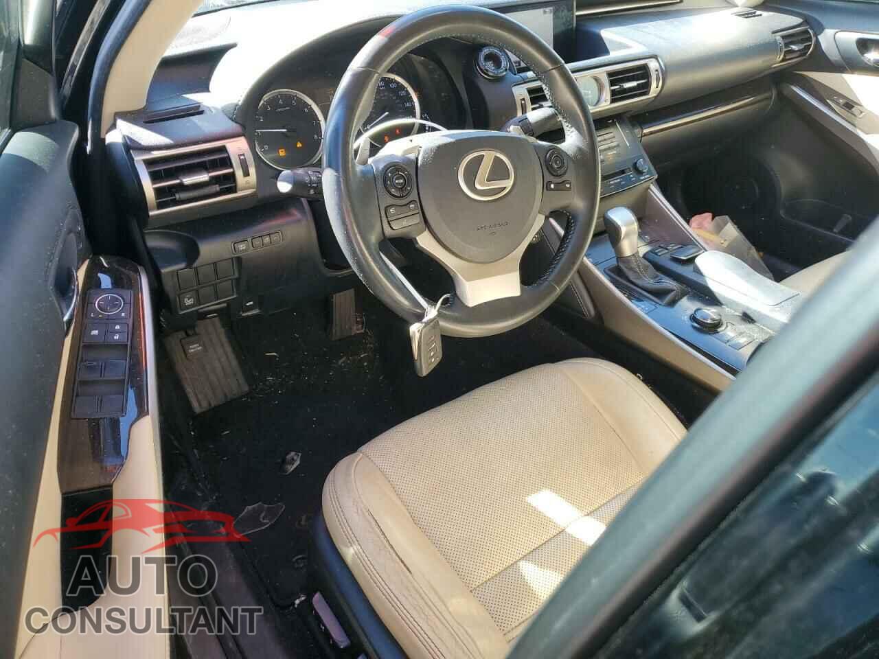LEXUS IS 2014 - JTHCE1D24E5005517