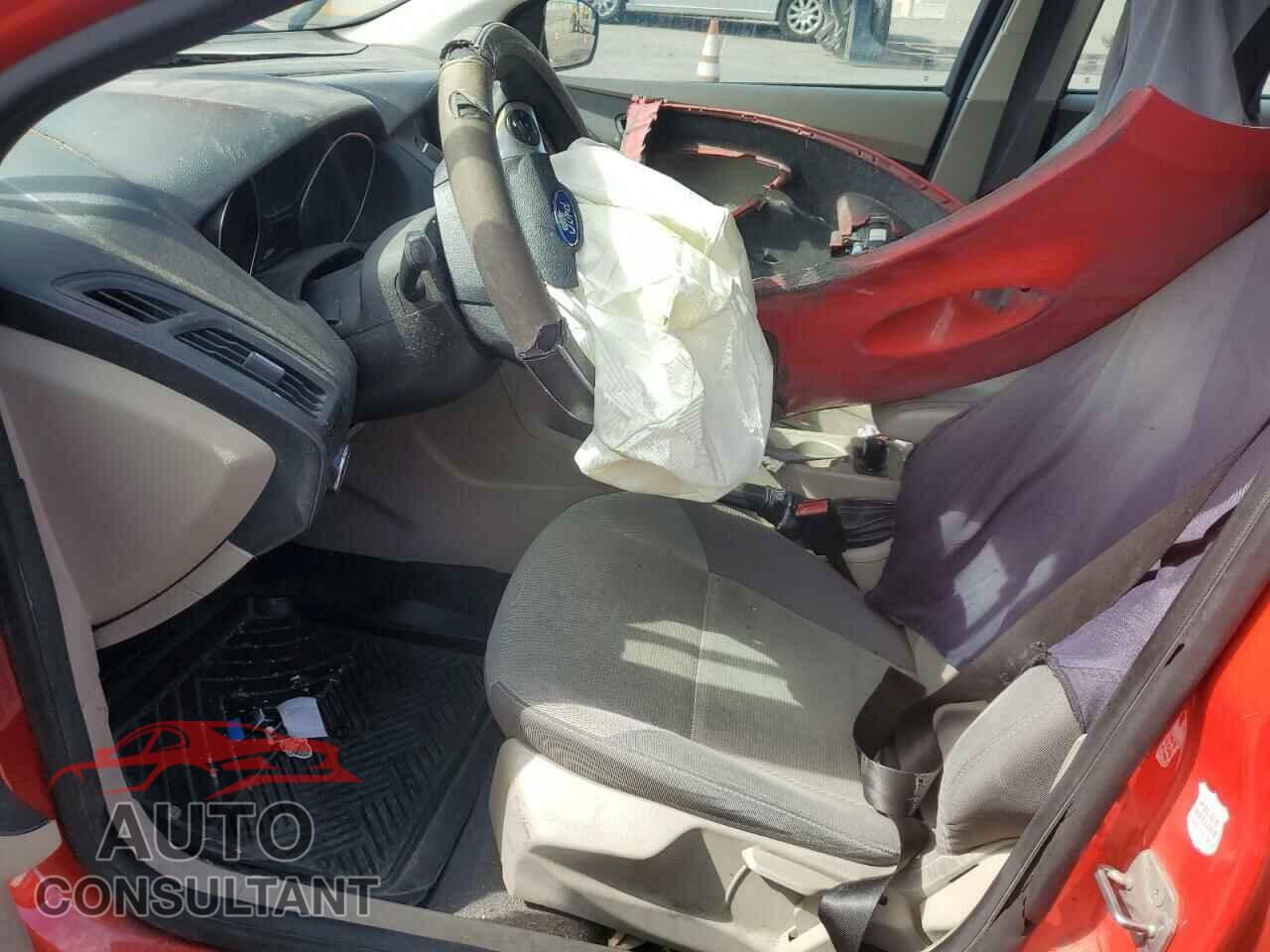 FORD FOCUS 2012 - 1FAHP3F2XCL178242