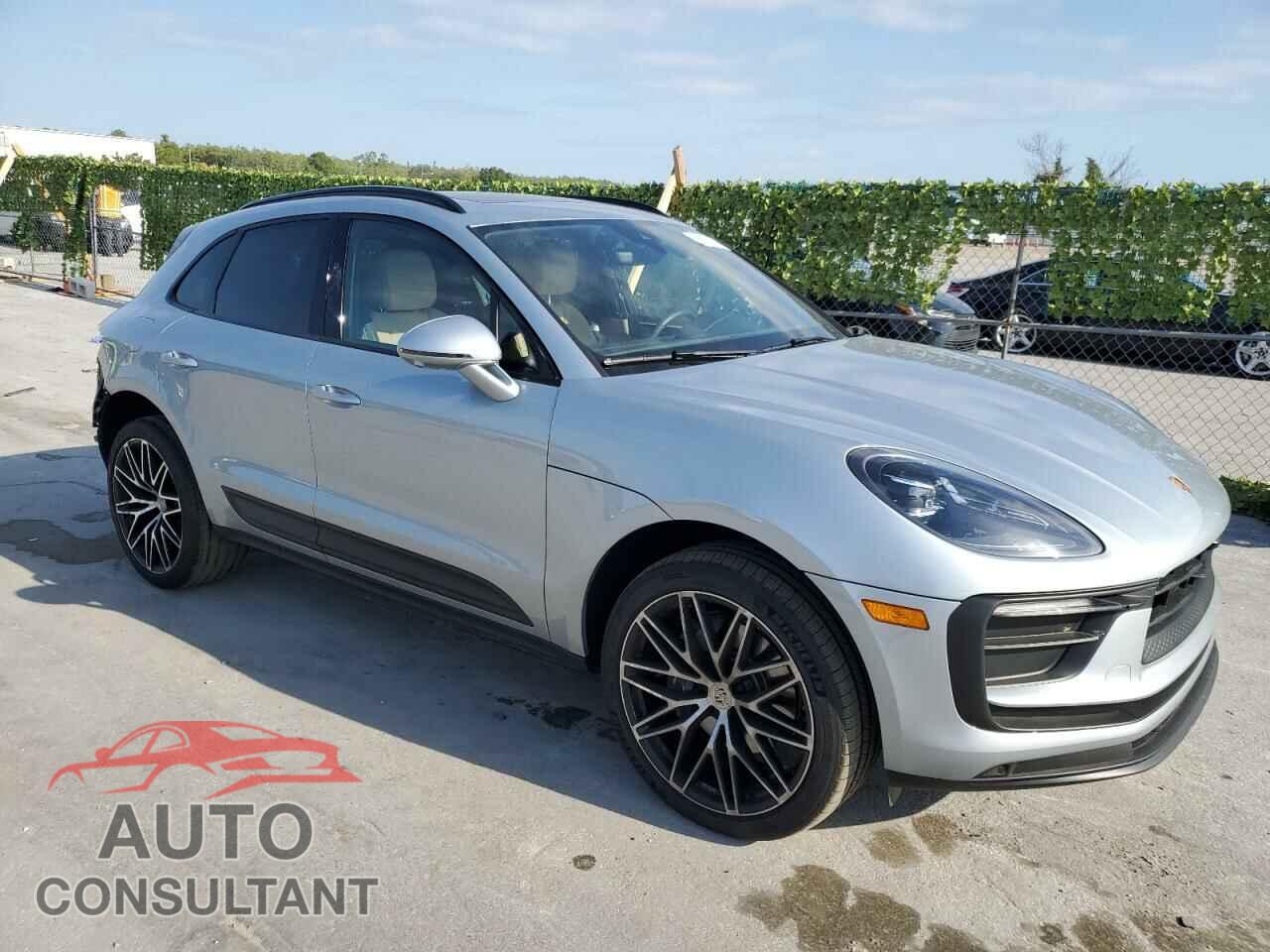 PORSCHE MACAN BASE 2024 - WP1AA2A54RLB02628