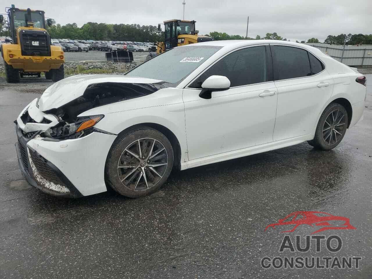 TOYOTA CAMRY 2021 - 4T1G11AKXMU470760