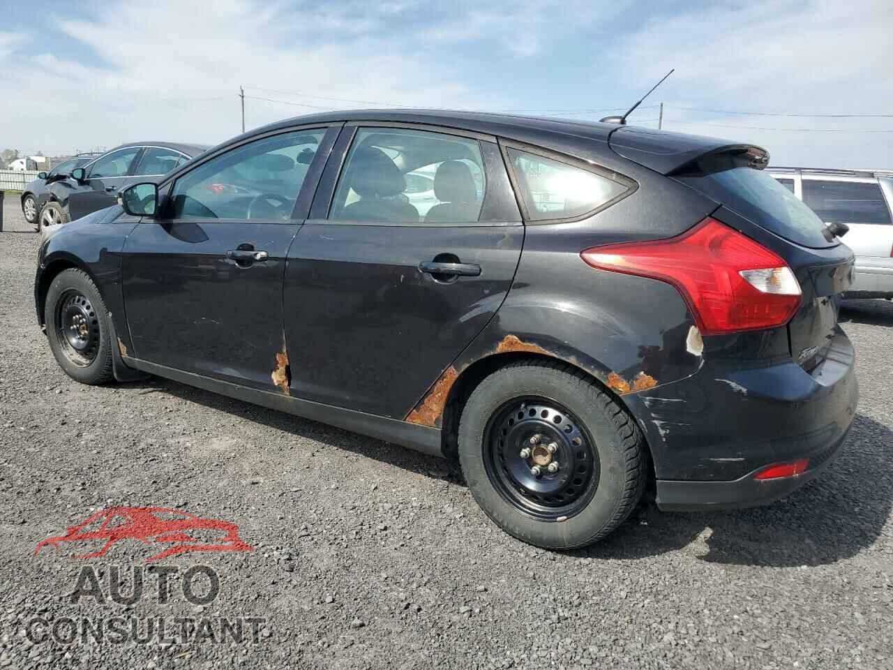 FORD FOCUS 2013 - 1FADP3K28DL101214