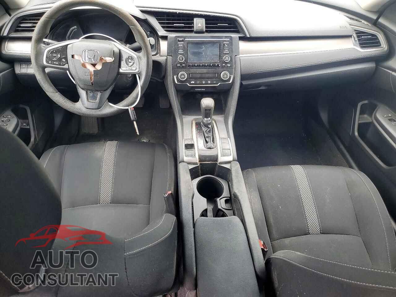 HONDA CIVIC 2019 - 2HGFC2F68KH590425