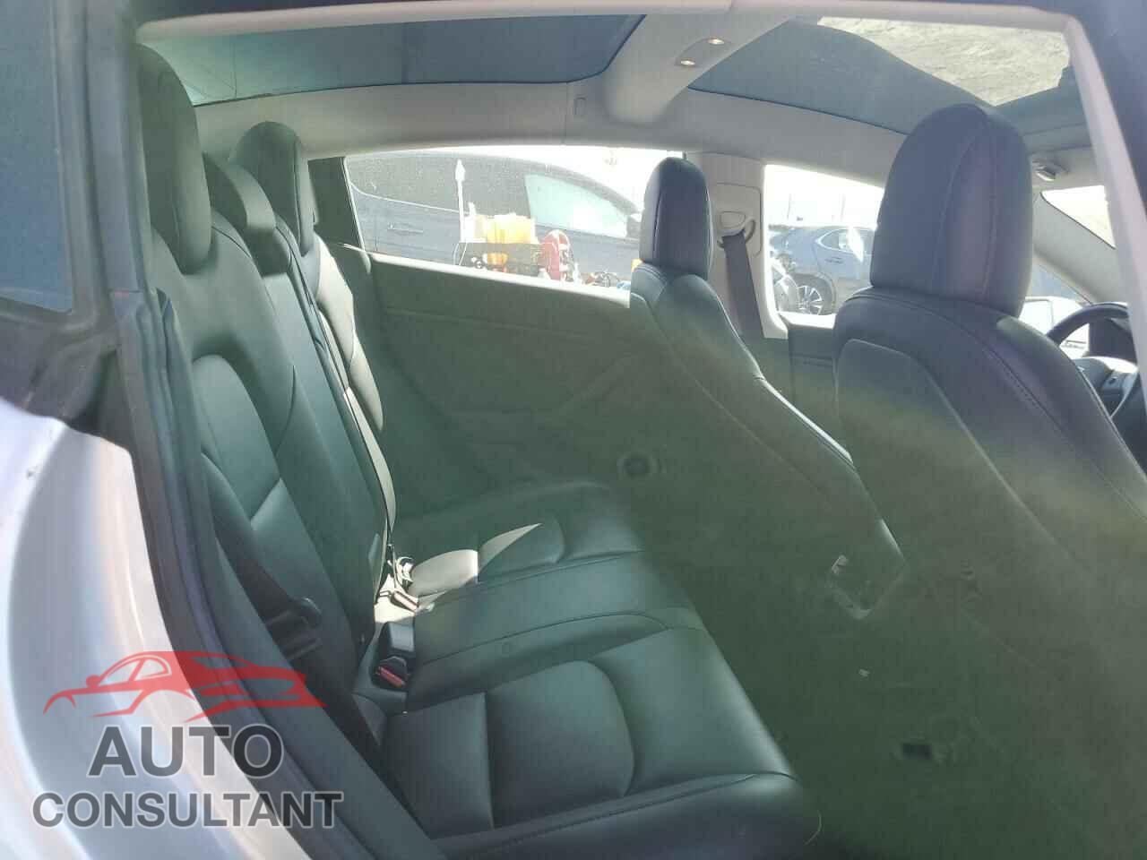 TESLA MODEL 3 2018 - 5YJ3E1EA9JF098891