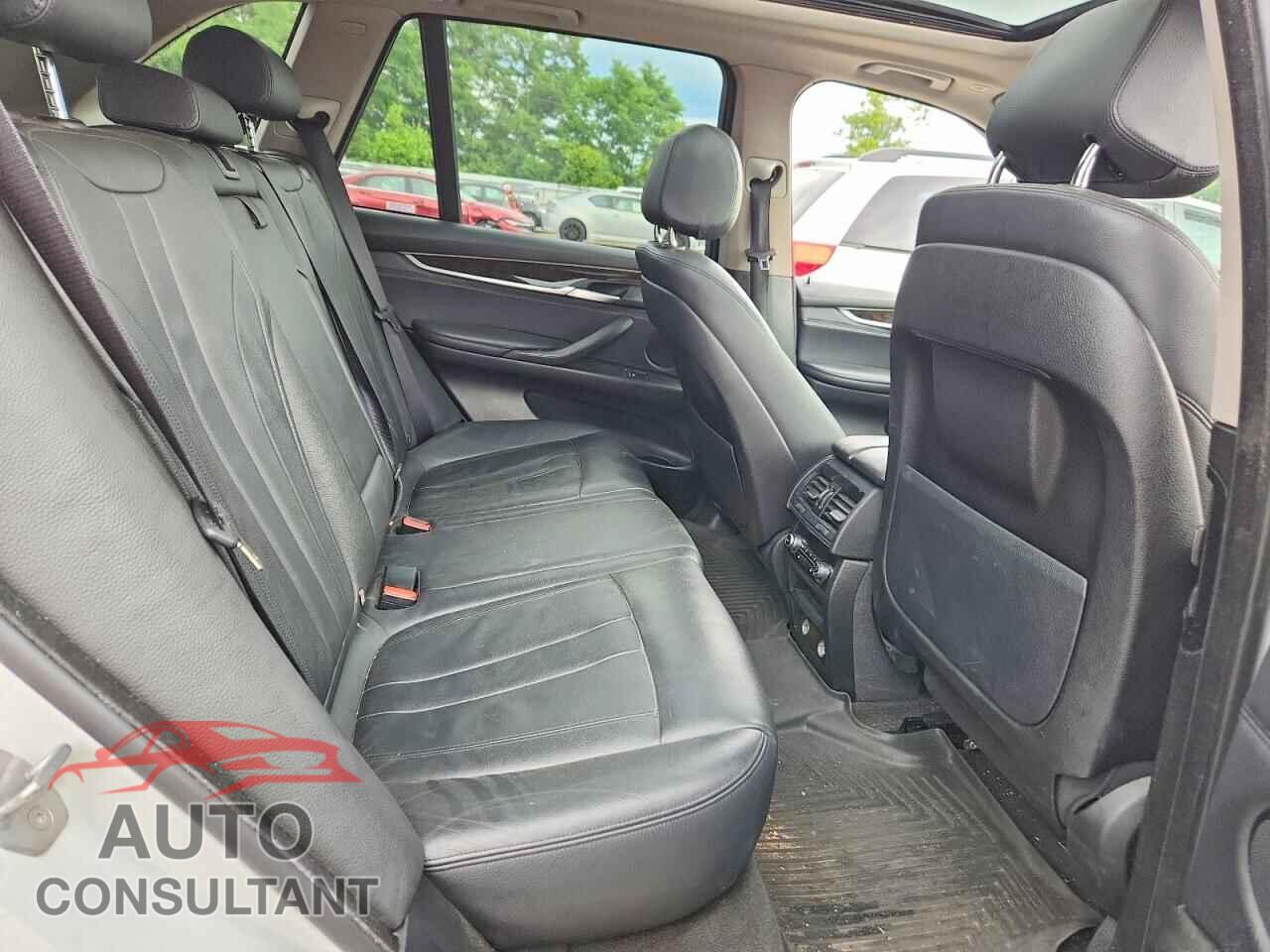 BMW X5 2015 - 5UXKR0C55F0P07317