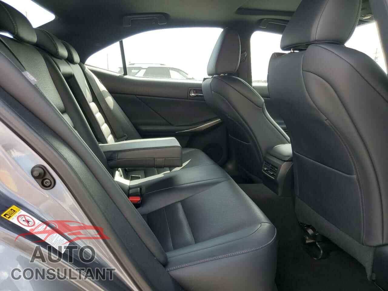 LEXUS IS 2015 - JTHBF1D26F5054356