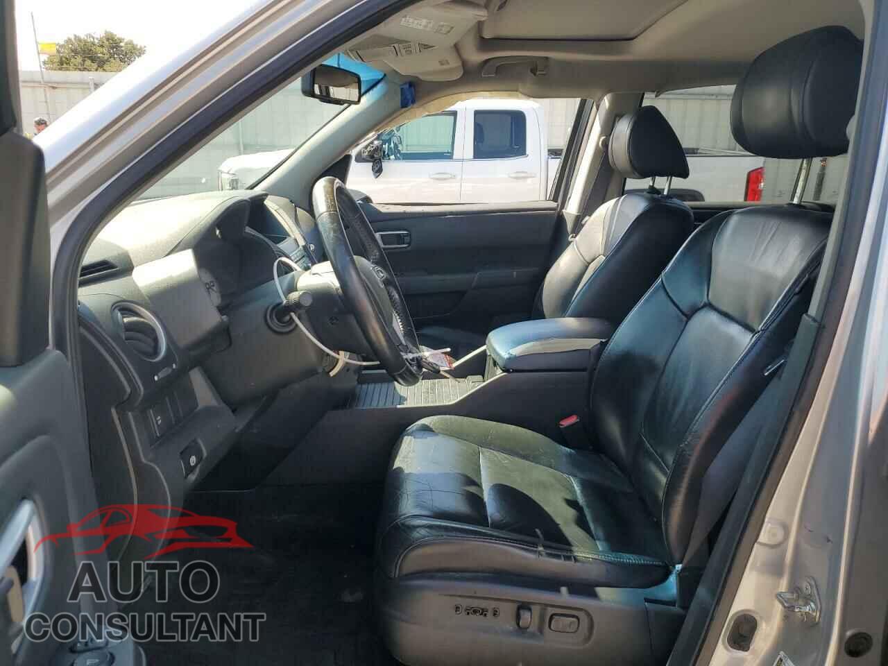 HONDA PILOT 2011 - 5FNYF4H55BB033783