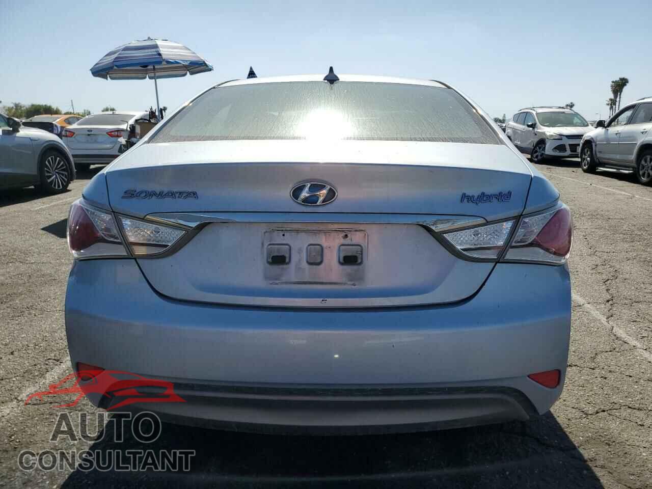HYUNDAI SONATA 2012 - KMHEC4A43CA047569