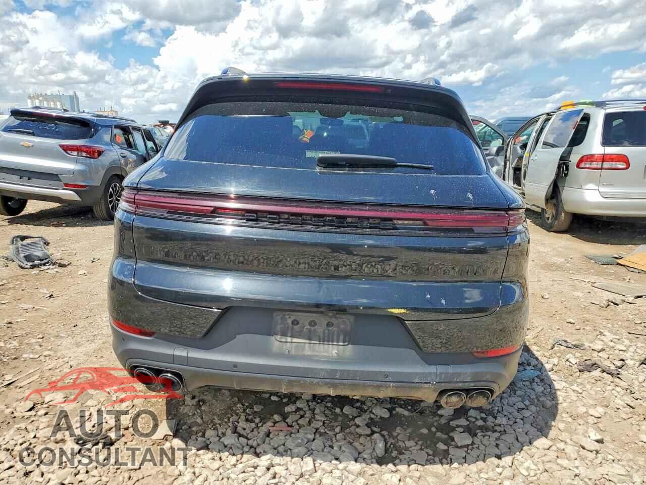 PORSCHE CAYENNE 2024 - WP1AA2AY6RDA05256