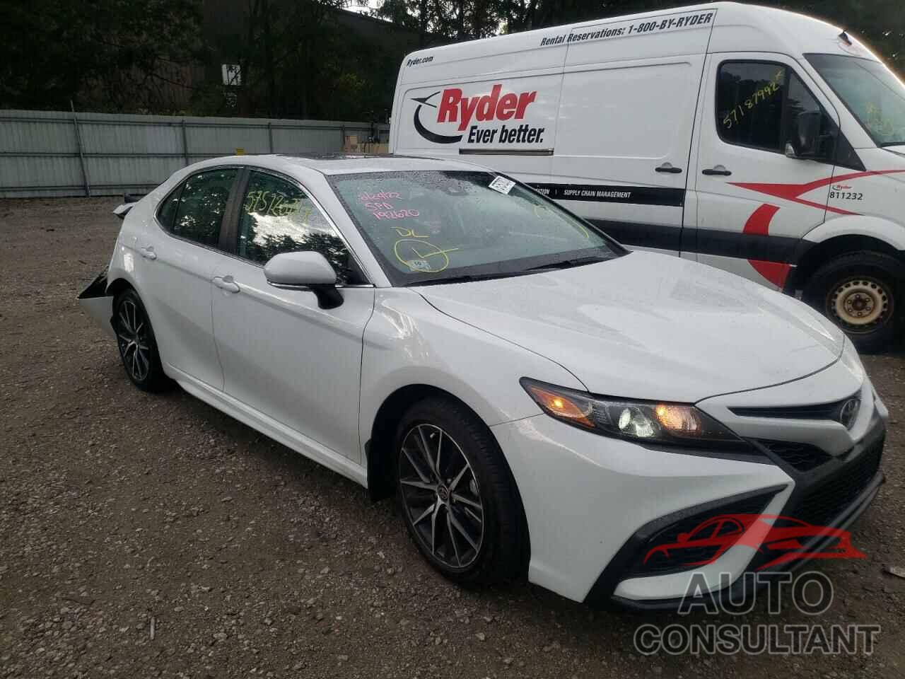 TOYOTA CAMRY 2022 - 4T1G11AK4NU003528