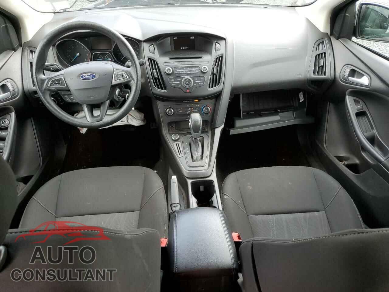FORD FOCUS 2017 - 1FADP3K24HL314943