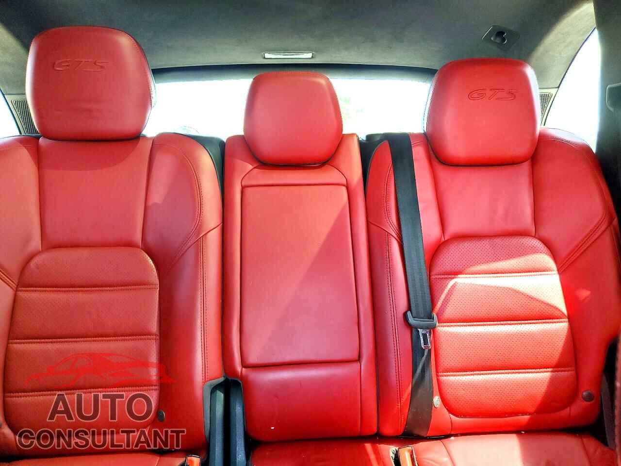 PORSCHE CAYENNE 2016 - WP1AD2A28GLA78473