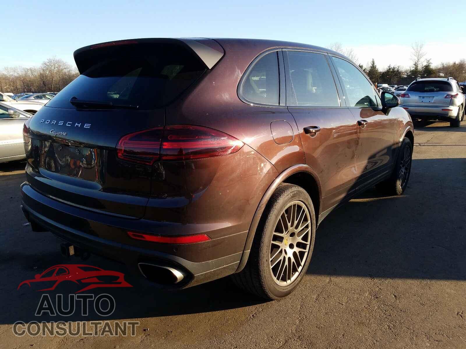 PORSCHE CAYENNE 2017 - WP1AA2A28HKA90767