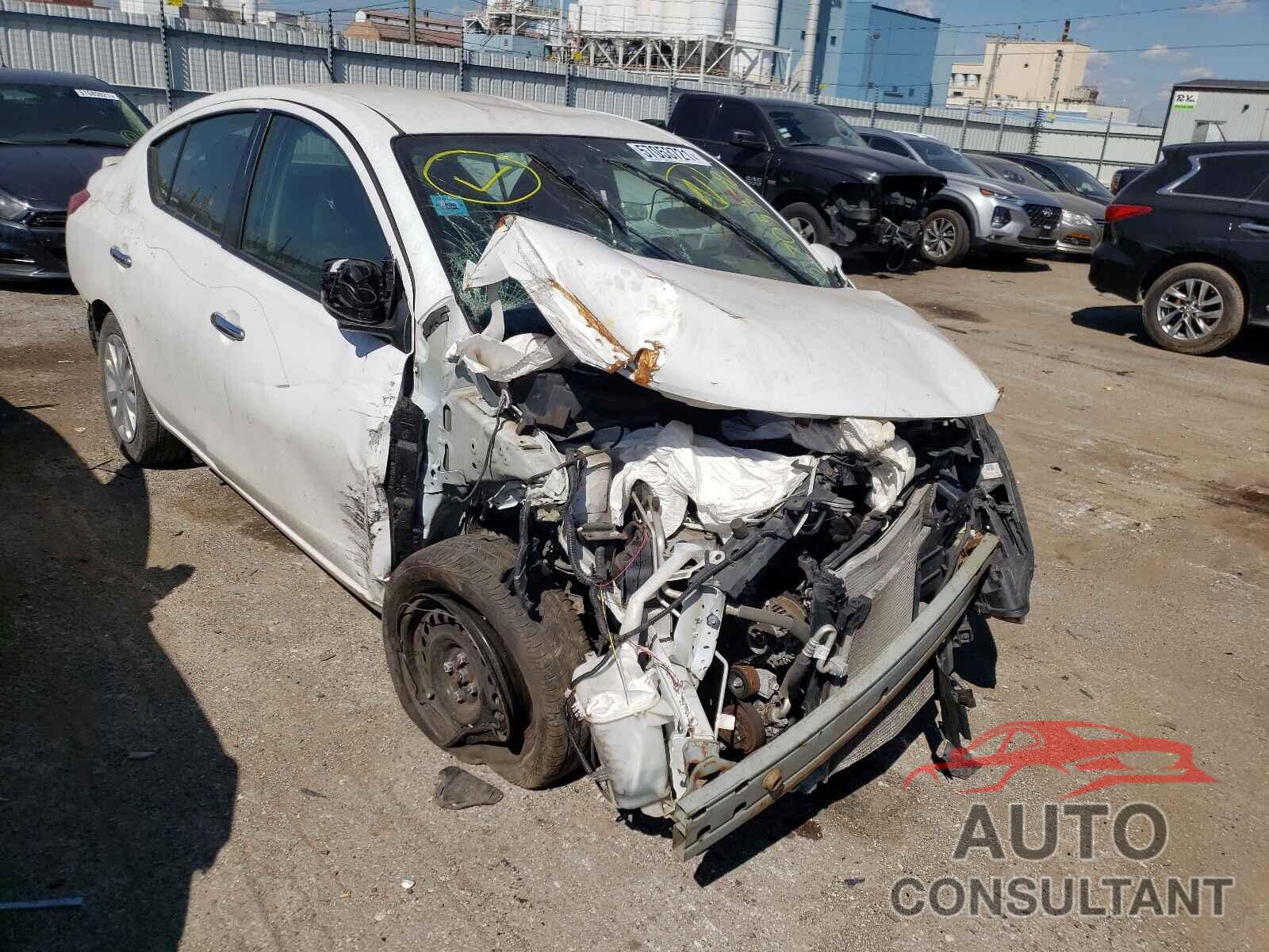 NISSAN VERSA 2016 - 3N1CN7AP1GL857575