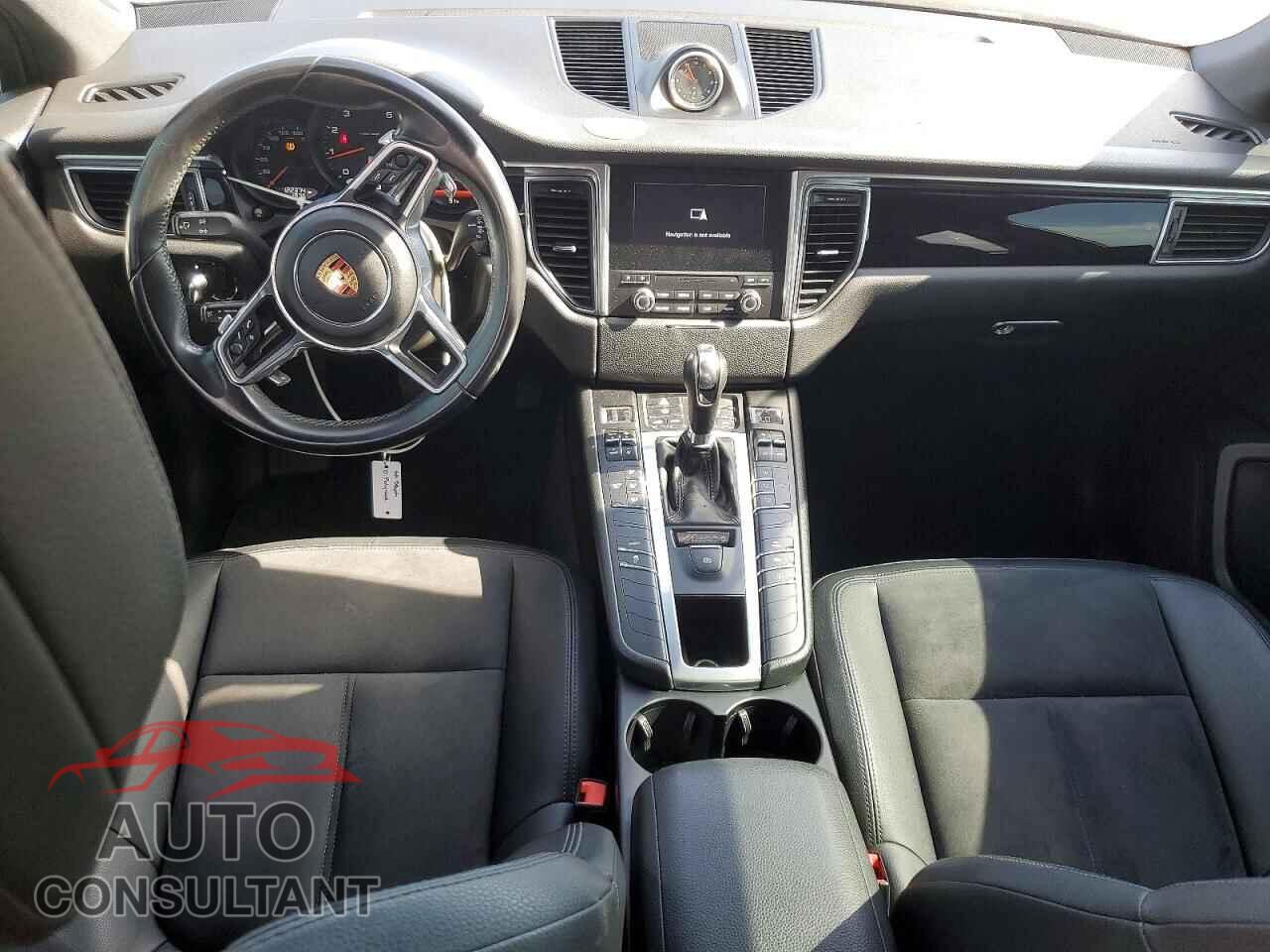 PORSCHE MACAN 2018 - WP1AA2A58JLB21543