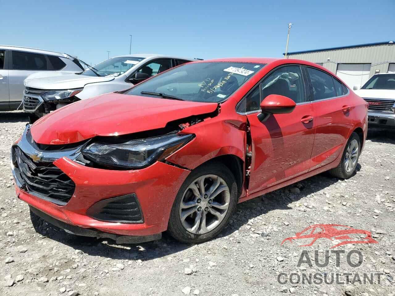 CHEVROLET CRUZE 2019 - 1G1BE5SM7K7129931