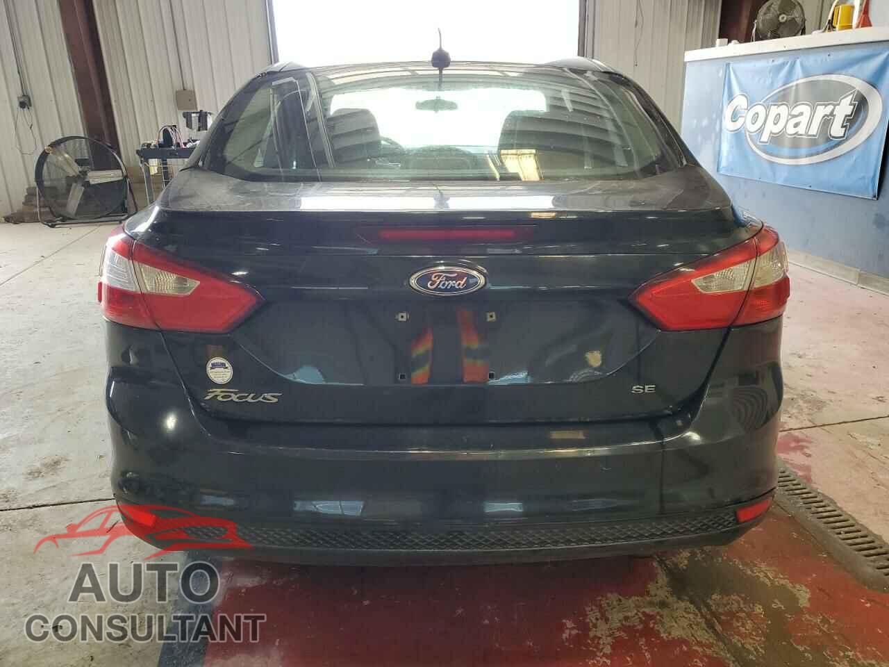 FORD FOCUS 2014 - 1FADP3F27EL370199