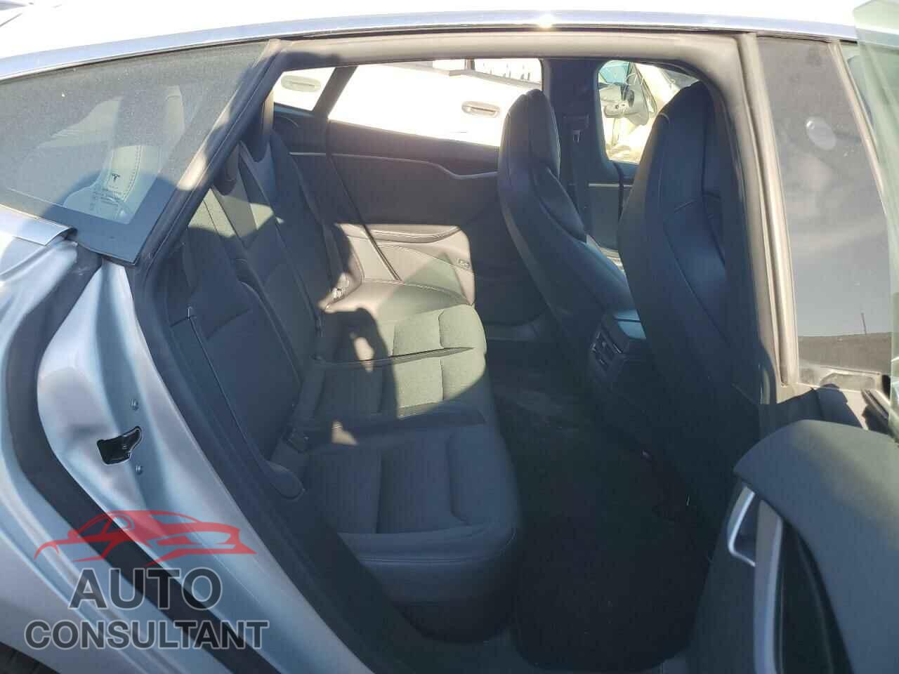 TESLA MODEL S 2018 - 5YJSA1E21JF281718