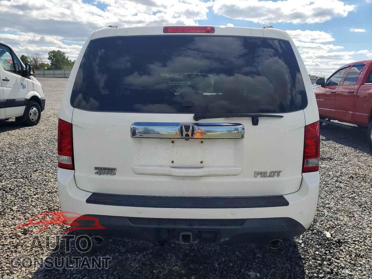 HONDA PILOT 2012 - 5FNYF4H96CB027849