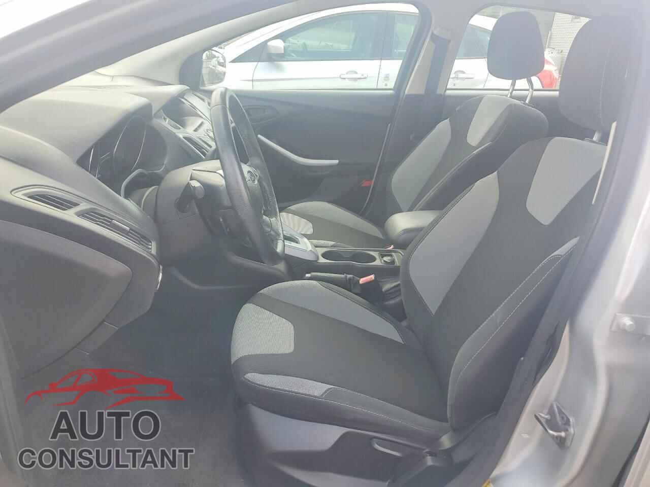 FORD FOCUS 2012 - 1FAHP3K26CL193505