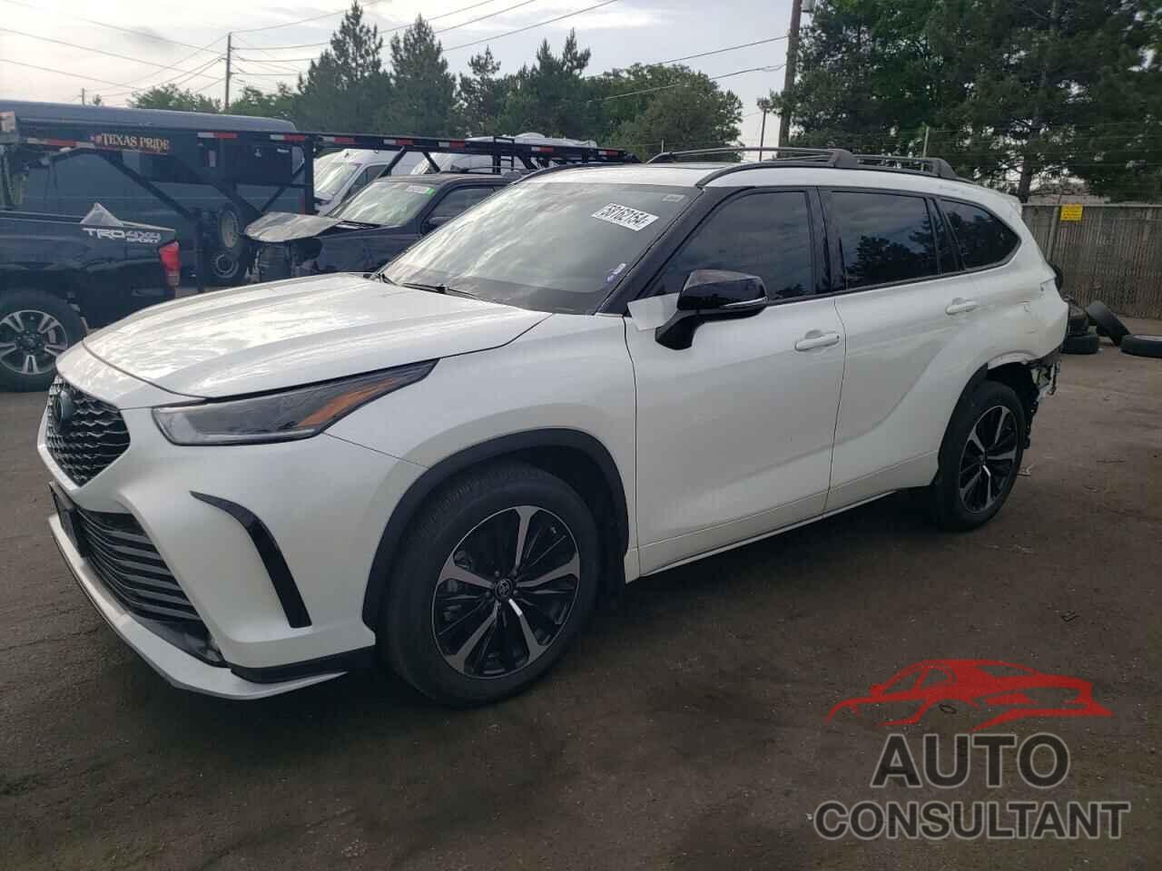 TOYOTA HIGHLANDER 2021 - 5TDJZRBH1MS124041