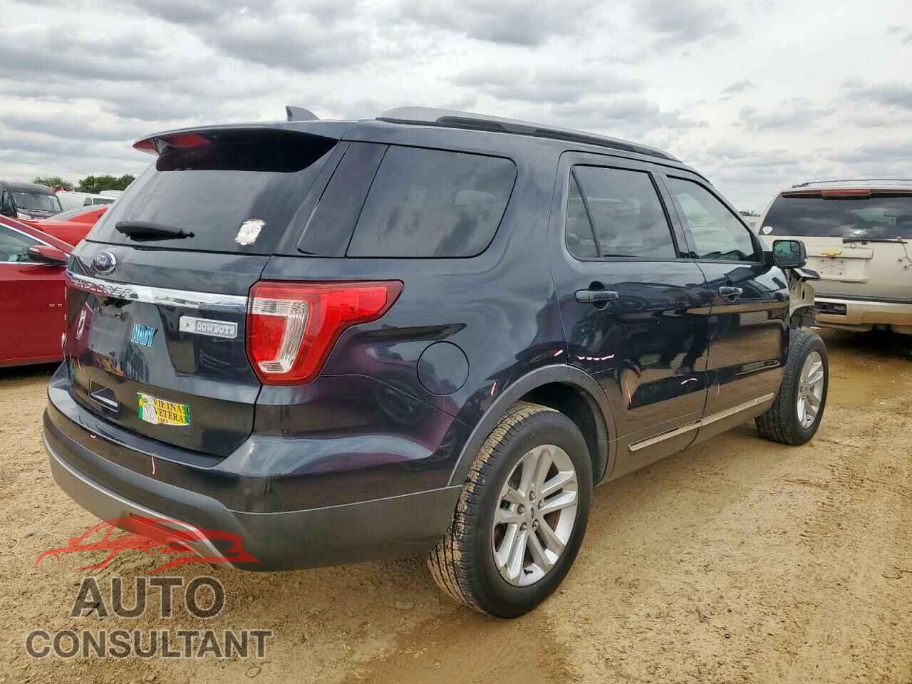 FORD EXPLORER 2017 - 1FM5K7D8XHGD85753