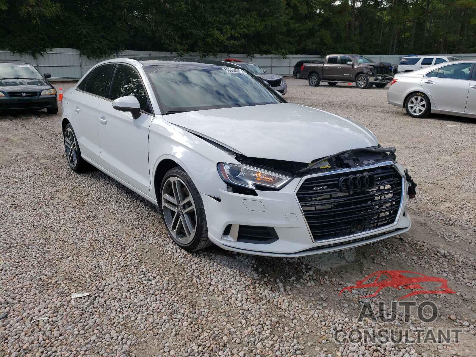 AUDI A3 2017 - WAUB8GFF2H1059107