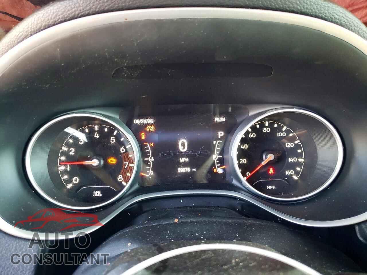 JEEP COMPASS 2018 - 3C4NJCCB2JT205115